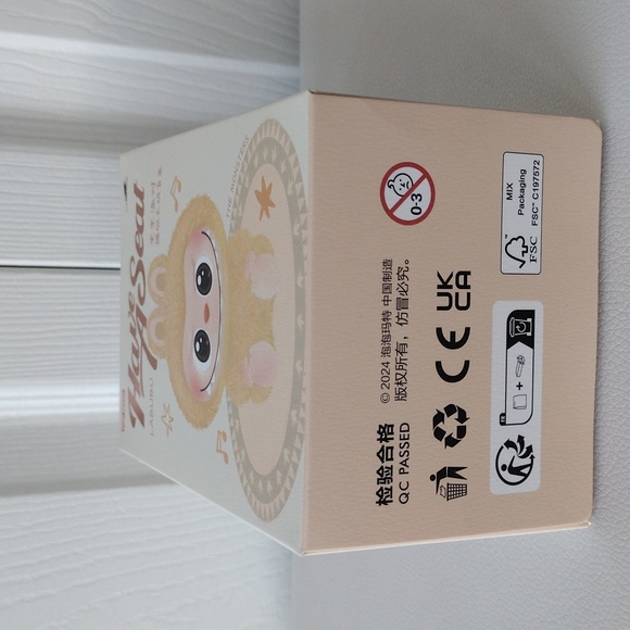 Pop Mart Labubu, Have A Seat - Picture 9 of 12